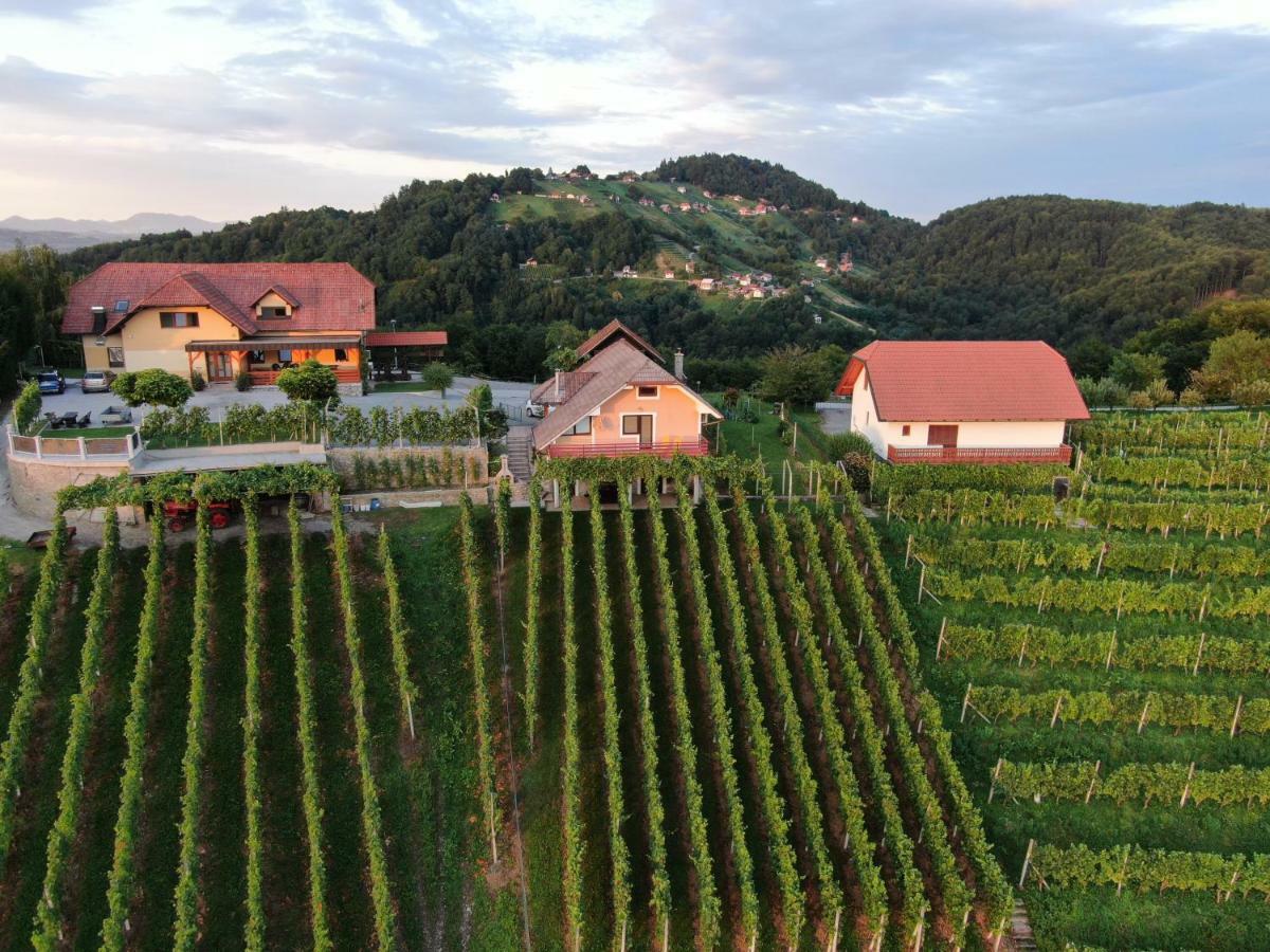 Vineyard Cottage Urban Mirna Exterior foto